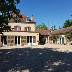 Le Verger Moulins Guest house