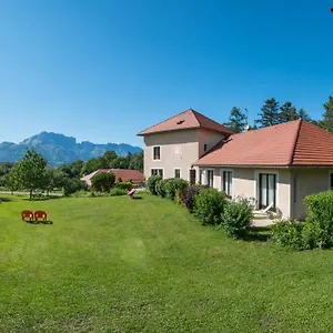 La Combe Fleurie Appartements&chambres France